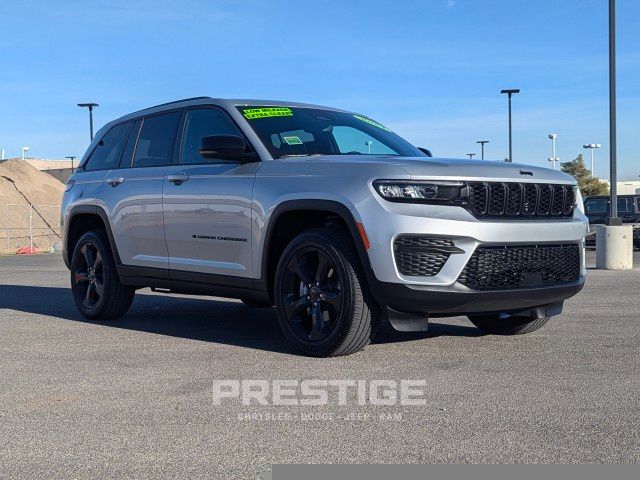 2024 Jeep Grand Cherokee Altitude 5