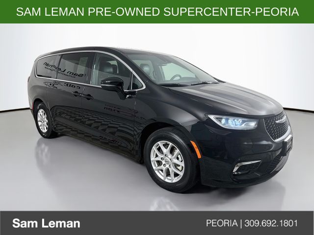 Diamond Black Crystal Pearlcoat 2025 Chrysler Pacifica Minivan Front-Wheel Drive 9-Speed Automatic