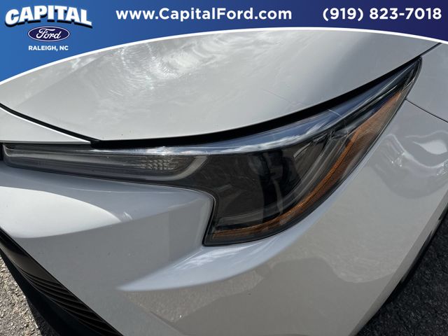 Used 2024 White Toyota LE image 11