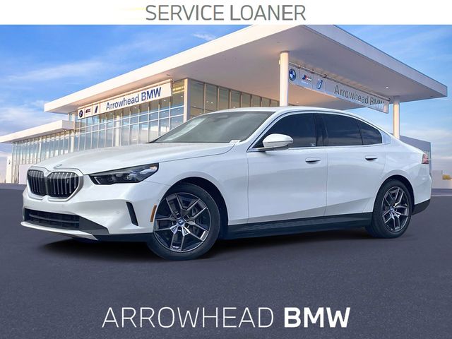 Mineral White Metallic 2025 BMW i5 eDrive40 FWD Sedan Rear-Wheel Drive Automatic