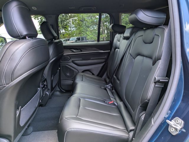 2026 Jeep Grand Cherokee Limited 4x2