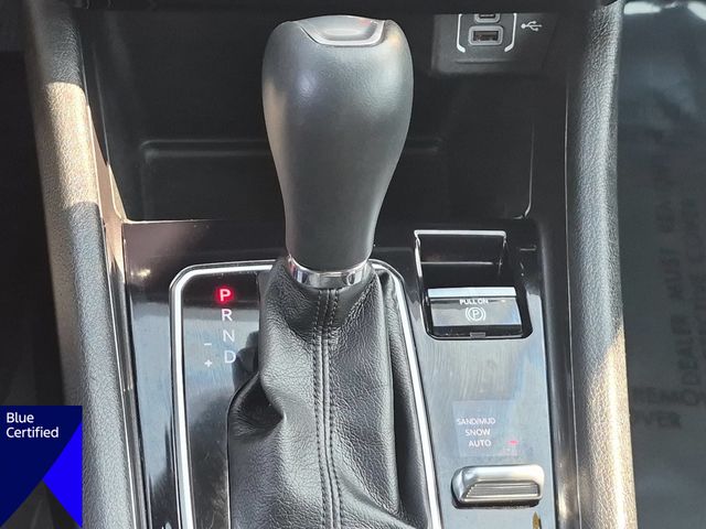 Used 2023 Gray Jeep Latitude image 26