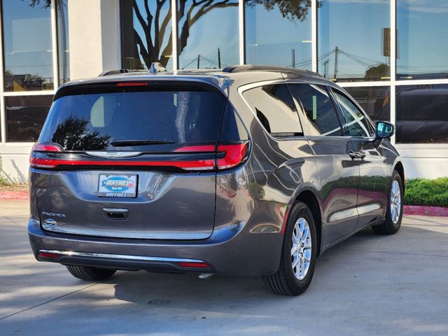 2022 Chrysler Pacifica Touring L 7