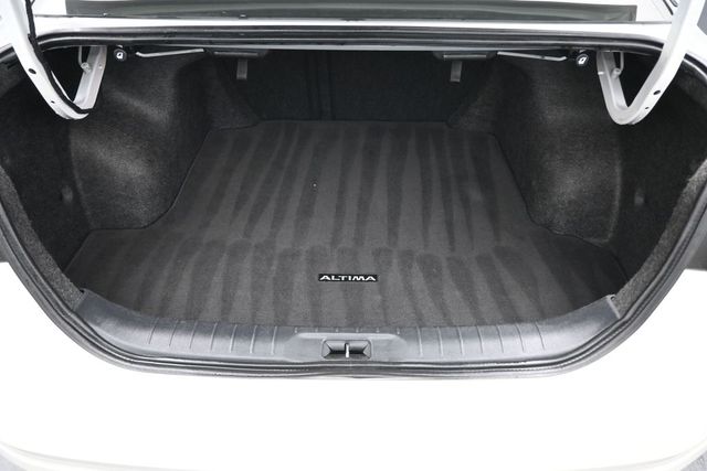 Used 2025 Nissan Altima Sedan