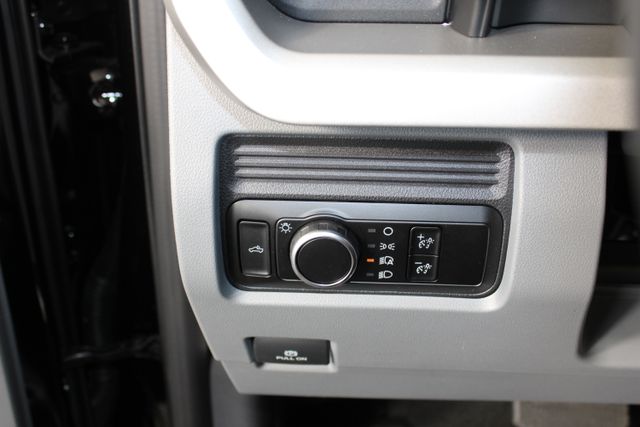 2025 Ford F-350SD XL photo