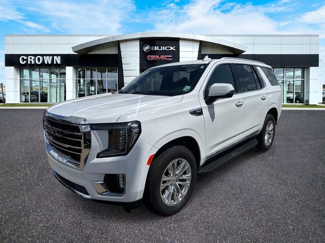 Summit White 2021 GMC Yukon SLT RWD SUV / Crossover 4X2