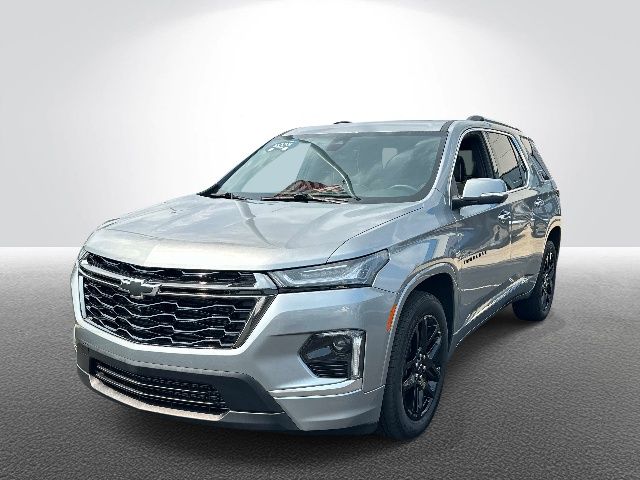 Sterling Gray Metallic 2023 Chevrolet Traverse SUV / Crossover Front-Wheel Drive 9-Speed Automatic