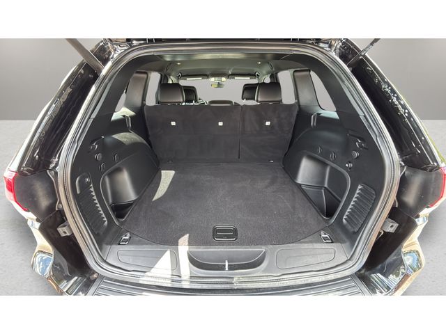 Used 2022 Black Jeep Laredo X image 31