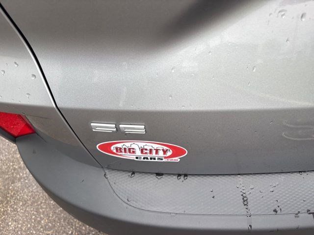 2022 Ford Escape Hybrid SE photo