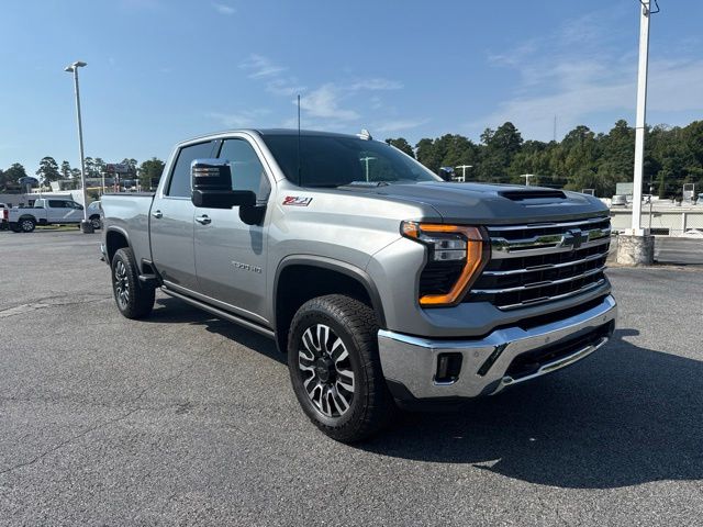 Sterling Gray Metallic 2025 Chevrolet Silverado 2500HD Pickup Truck Four-Wheel Drive Automatic
