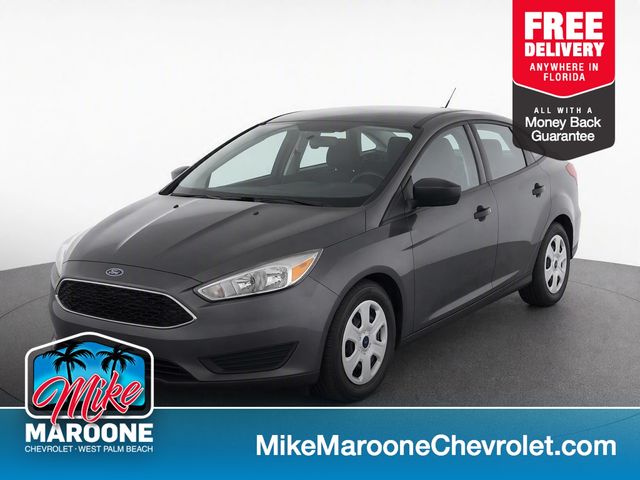 Gray (Magnetic Metallic) 2018 Ford Focus Sedan Front-Wheel Drive 6-Speed Automatic