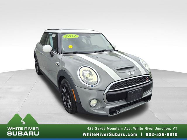Gray Metallic 2017 MINI Cooper Hatchback Front-Wheel Drive 7-Speed Automatic