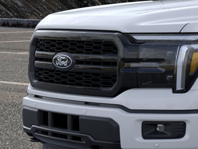 New 2026 Oxford White Ford Lariat image 17