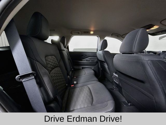 Used 2024 Nissan Pathfinder SUV