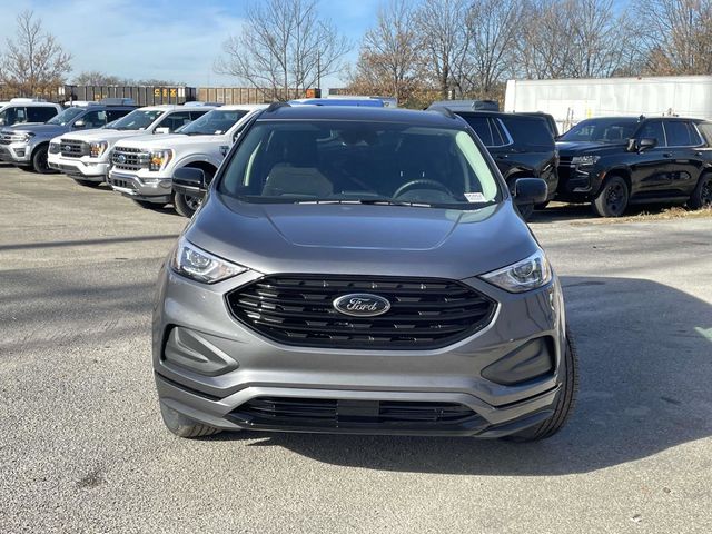 2024 Ford Edge SE 2