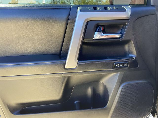 Used 2014 Gray Toyota Limited image 11