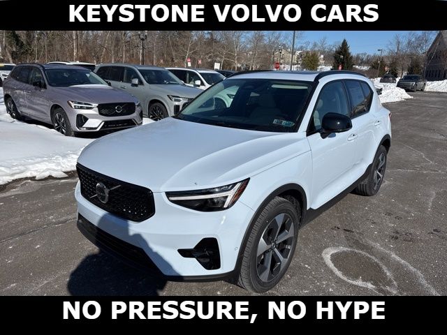 2026 Volvo XC40 B5 Plus AWD