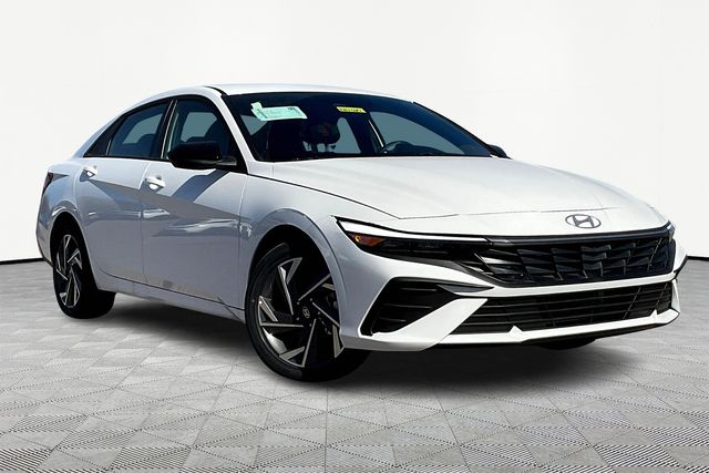 2025 Hyundai Elantra Hybrid SEL Sport photo