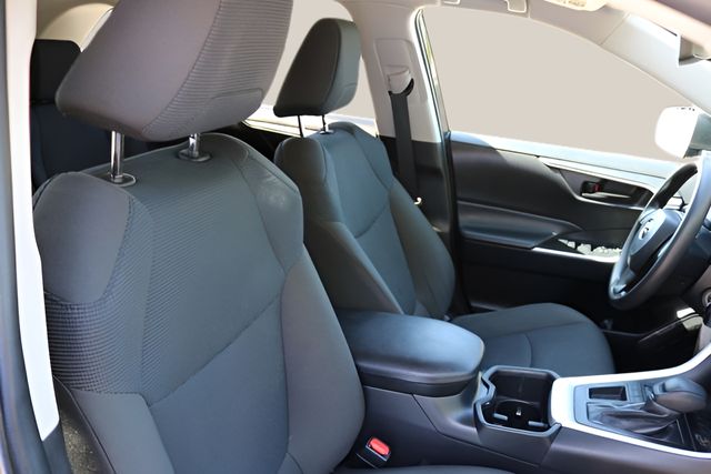 Used Car 2022 Toyota Rav4  Le For Sale Under $25,000 In Austin, Texas