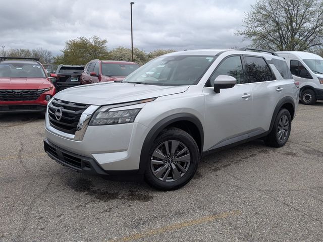 Brilliant Silver Metallic 2025 Nissan Pathfinder SUV / Crossover Front-Wheel Drive 9-Speed Automatic