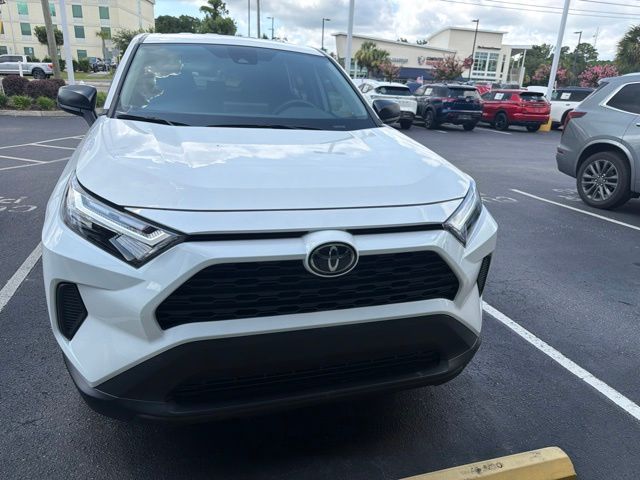 Used 2025 White Toyota LE image 9