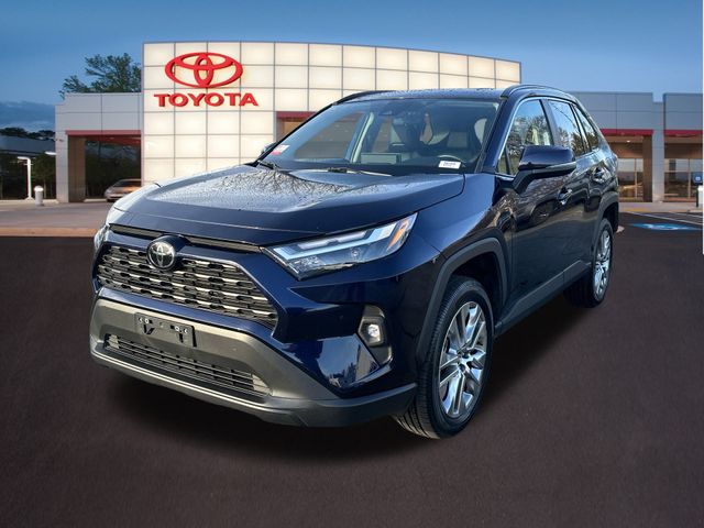 2024 Toyota RAV4 XLE Premium 28