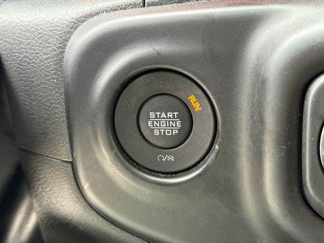 Used 2022 Gray Jeep Rubicon image 26