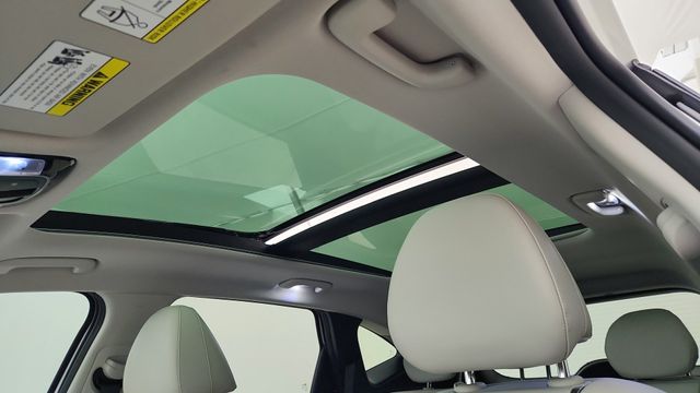 2022 Hyundai Tucson Hybrid Limited - 11