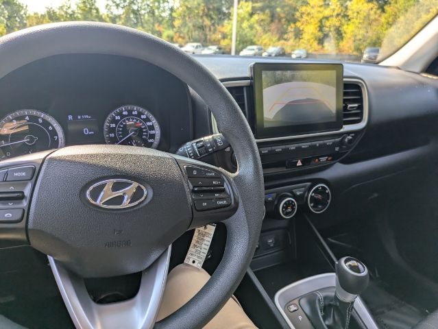 2021 Hyundai Venue SE 27