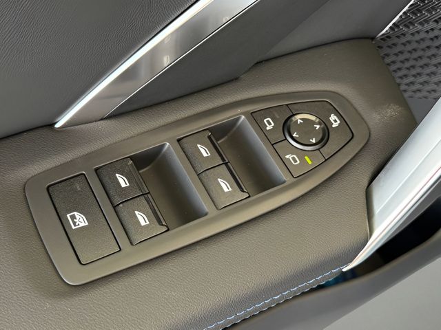 2026 BMW X2 28i - Photo 17