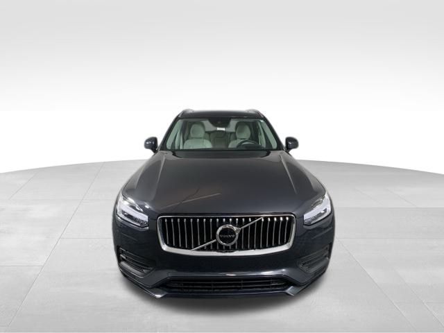 2021 Volvo XC90 T6 Momentum 9