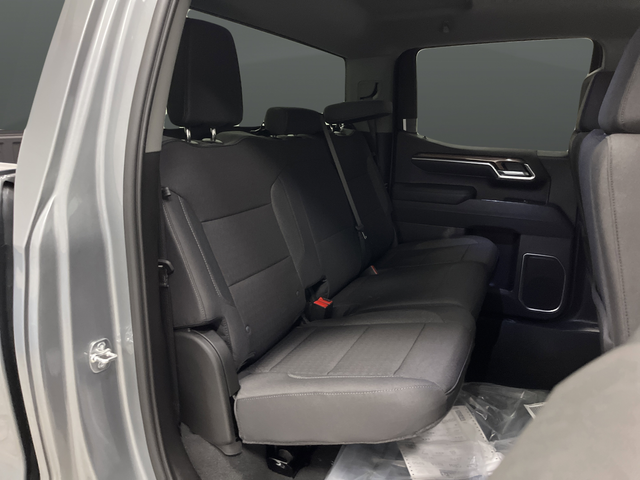 New 2026 Sterling Gray Metallic Chevrolet LT image 31