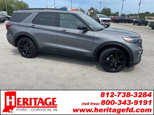 Carbonized Gray Metallic 2022 Ford Explorer SUV / Crossover All-Wheel Drive Automatic