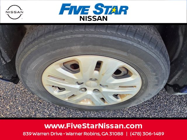 View vehicle photo 5