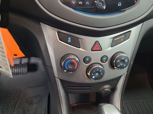 2016 – Chevrolet – Trax