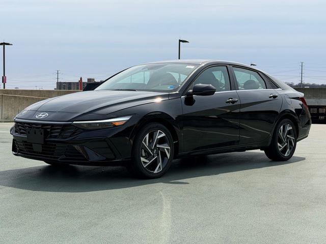 2025 Hyundai Elantra Hybrid Limited FWD