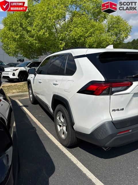 2021 Toyota RAV4 Hybrid XLE