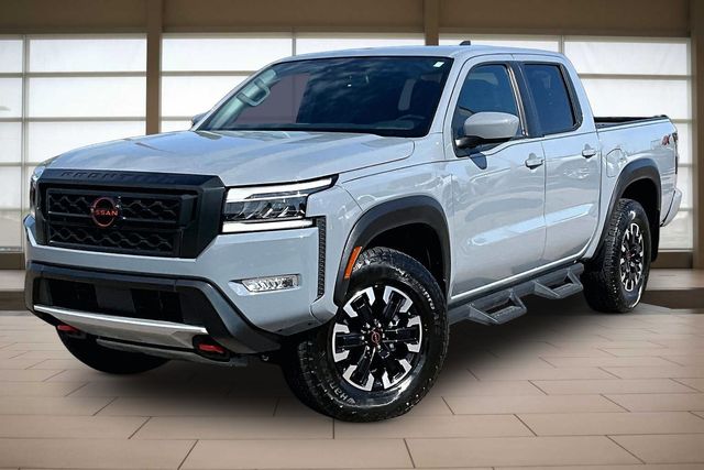 Boulder Gray Pearl 2024 Nissan Frontier Pickup Truck Four-Wheel Drive 9-Speed Automatic Overdrive