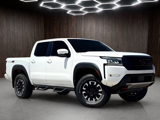 Glacier White 2022 Nissan Frontier Pickup Truck Four-Wheel Drive 9-Speed Automatic