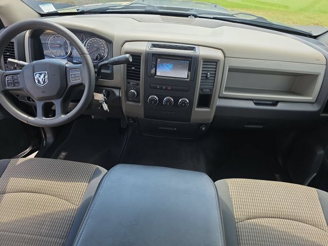 Used 2012 Mineral Gray Clearcoat Metallic Ram Express image 10
