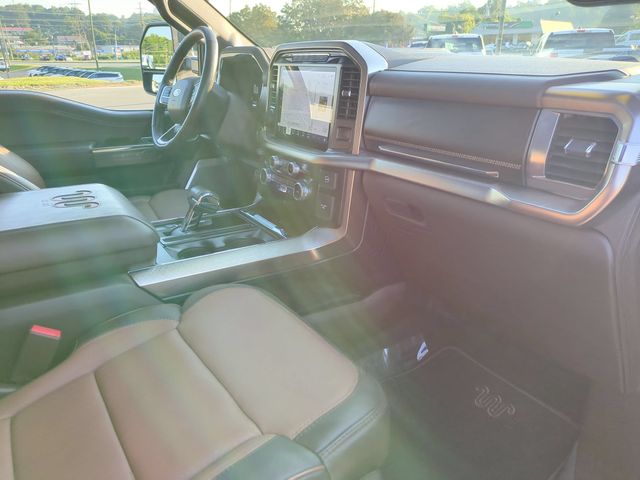 Used 2023  Ford King Ranch image 36