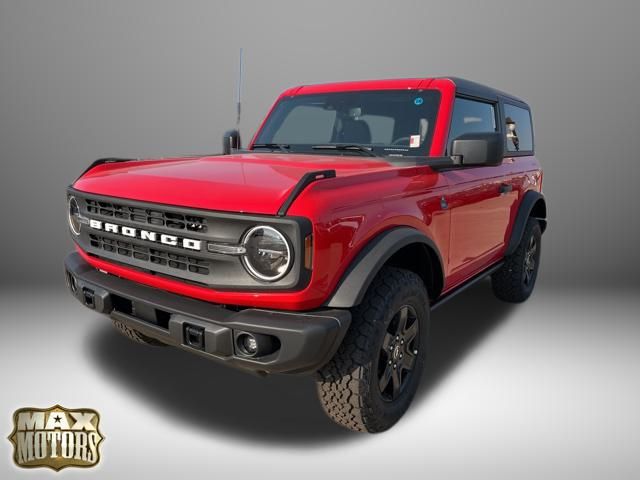 2024 Ford Bronco Black Diamond 3