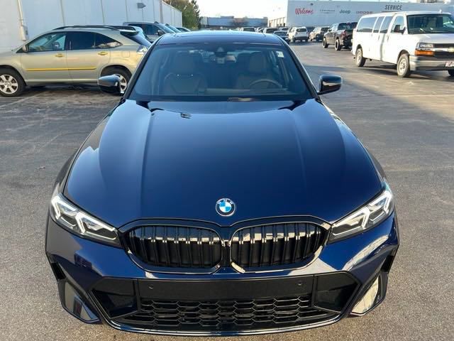 2025 BMW 3 Series 330i xDrive 8