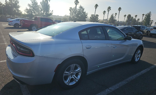 2022 Dodge Charger SXT 3