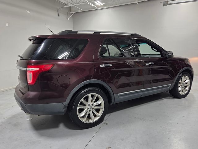 Used 2011 Red Ford XLT image 15