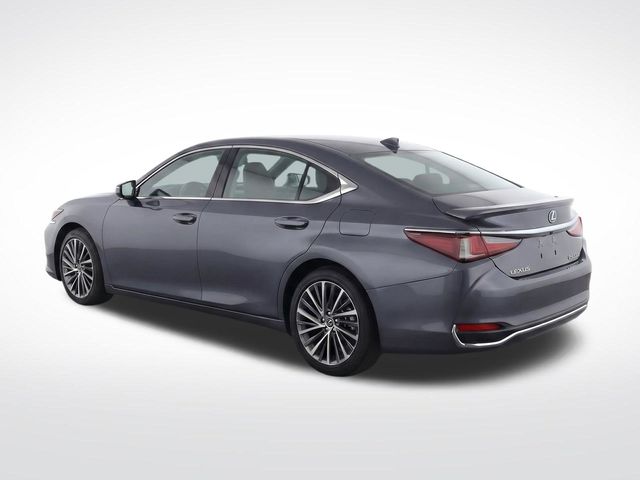 Gray 2024 Lexus ES Hybrid Sedan Front-Wheel Drive Continuously Variable Transmission