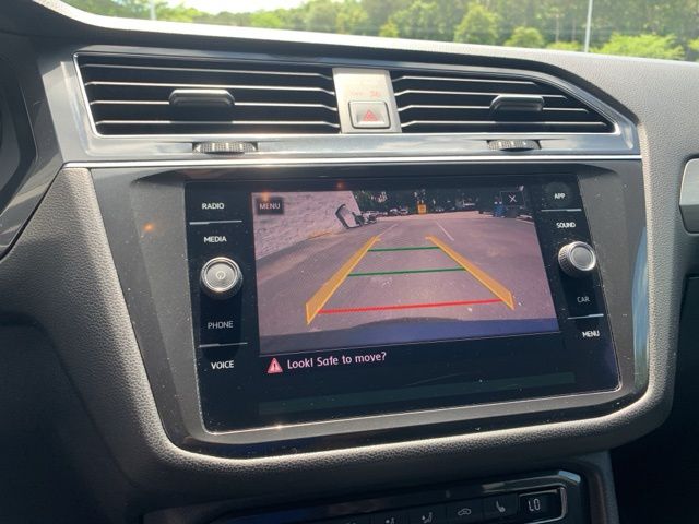 2018 Volkswagen Tiguan 2.0T SE photo