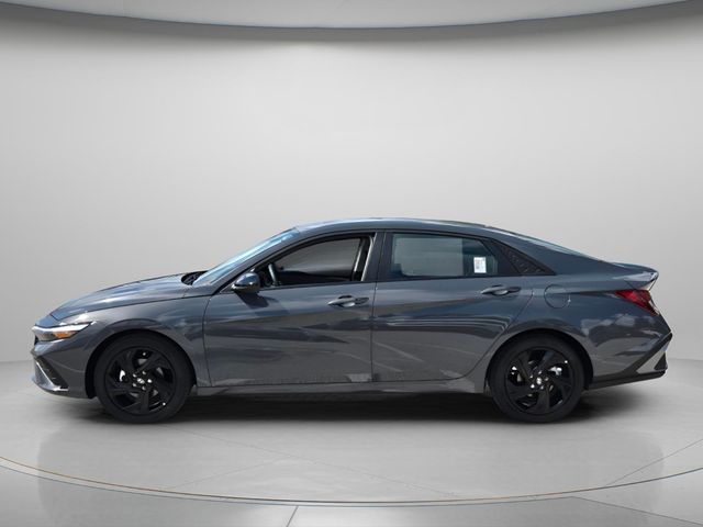 2026 Hyundai Elantra - $23,287