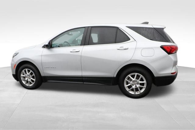 2022 Chevrolet Equinox LT 24