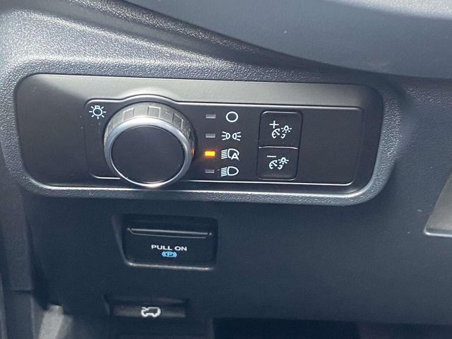 New 2025 White Ford Base image 17